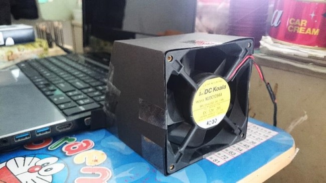 Ngộ nghĩnh với các thiết bị tản nhiệt laptop của cộng đồng gamer Việt