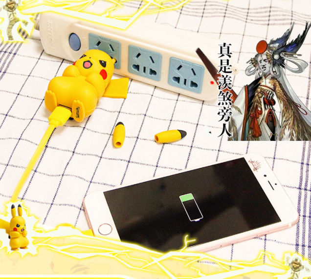 Chết cười với chiếc sạc điện thoại Pikachu cực bá đạo
