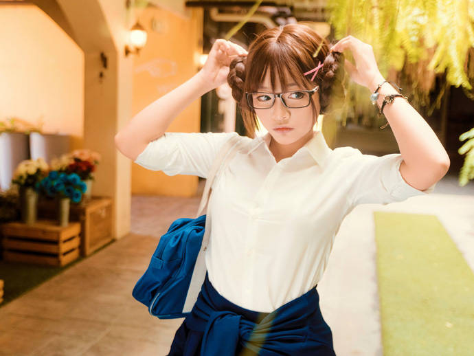 Nữ gamer Phạm Minh Châu cosplay School Girl cực đáng yêu “đốn gục” cư dân mạng