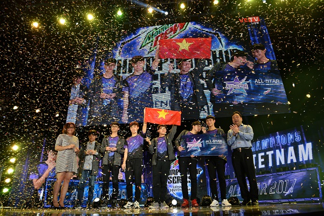 LMHT – Việt Nam đại diện cho GPL tham dự Siêu Sao Đại Chiến 2017 