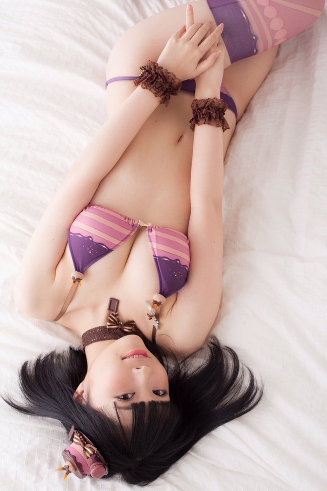 “Chảy máu mũi” với bộ ảnh thời trang Anime “cực nóng” của hotgirl Nhật Bản