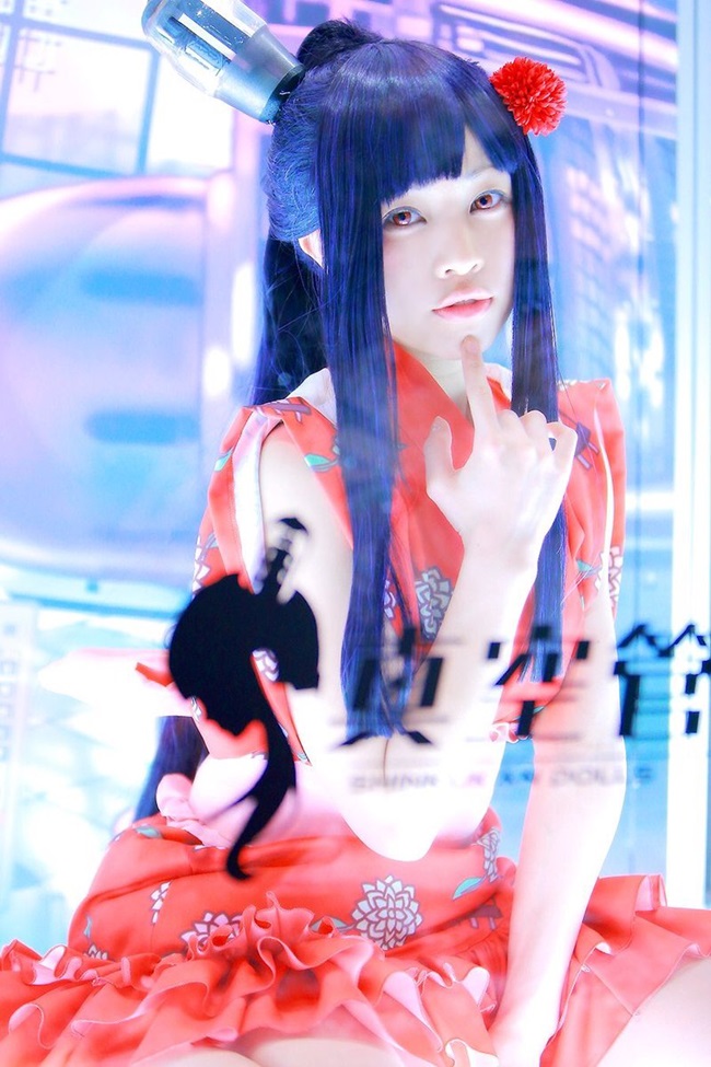 "Xịt máu mũi" với thân hình nóng bỏng của nữ game thủ Nhật Bản