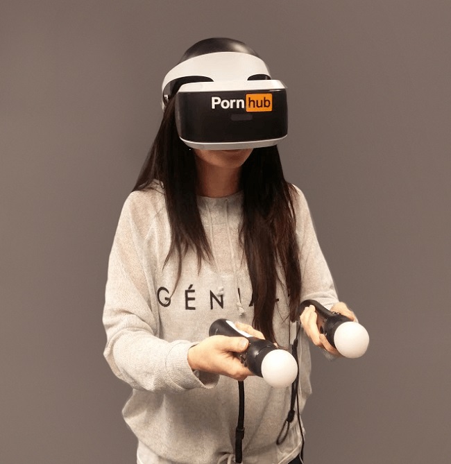 Game thủ đổ xô sắm PlayStation VR vì Video Porn 360 độ