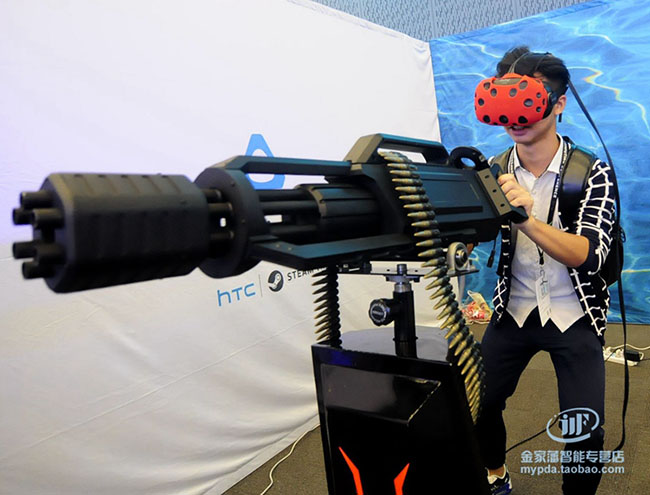 Siêu súng máy 6 nòng chơi game VR có giá gần 55 triệu đồng