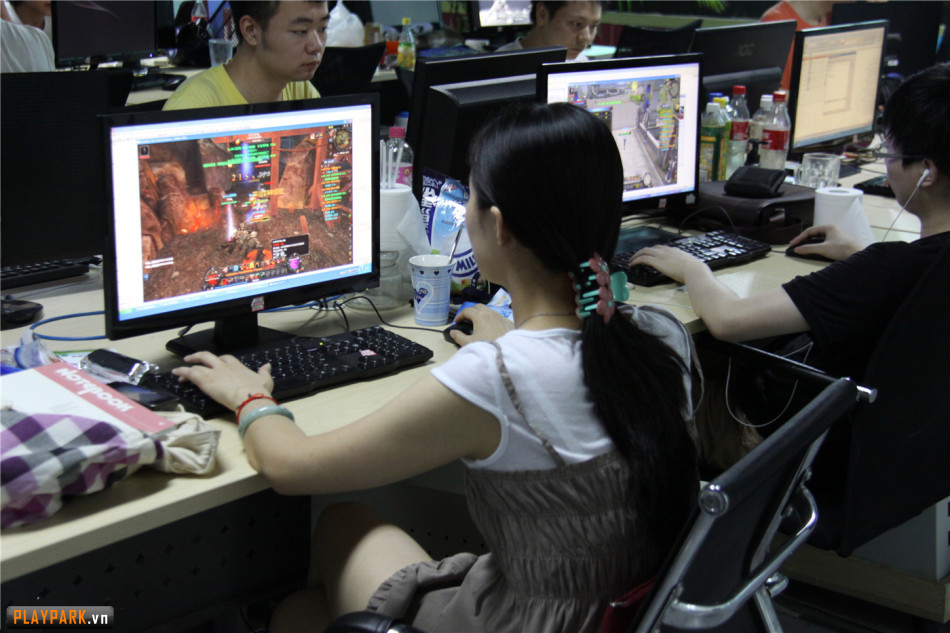 Game 'bom tấn' Đại Chiến Titan ra mắt làng game Việt