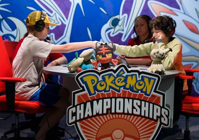 Game thủ 11 tuổi thống trị giải vô địch Pokemon thế giới