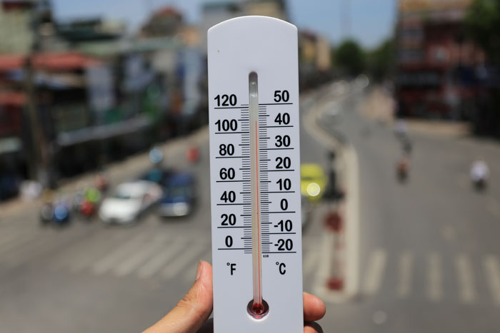Nắng nóng 40 độ C, nhiều quán Net tại Hà Nội 'thất thủ'