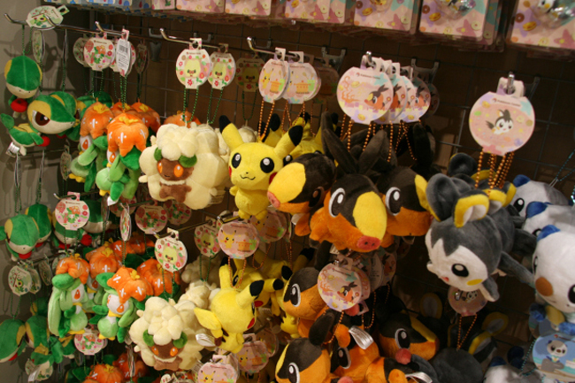 Cửa hàng chuyên bán quà lưu niệm Pokémon