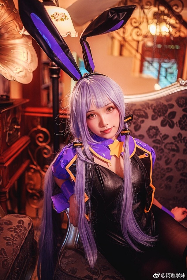 Cosplay Stardust Vocaloid phiên bản Bunny cực yêu đãi mắt game thủ