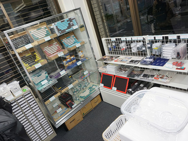 Khám phá cửa tiệm được coi là "thiên đường" cho dân ghiền phím cơ DIY Nhật Bản