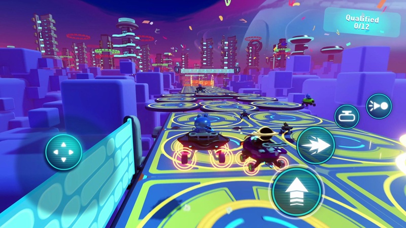 Cosmic Royale: Khi Battle Royale không cầm súng mà cầm... vô lăng, chính thức lên kệ iOS